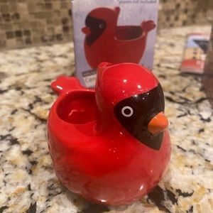 Candice the cardinal planter